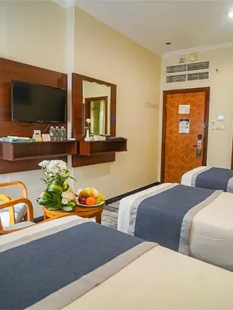 10-nights-4-star-december-umrah-package