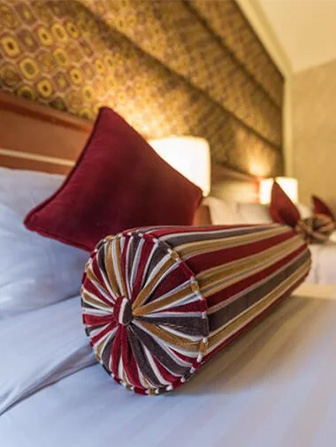 5-nights-4-star-Bradford-umrah-packages
