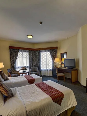 7-night-4-star-Leicester-umrah-package