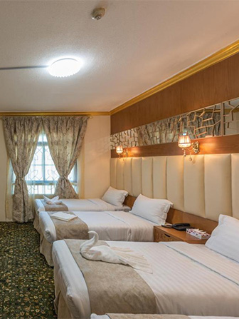 7-nights-3-star-Leicester-umrah-package