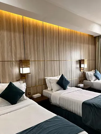 7-nights-4-star-deluxe-manchester-umrah-package