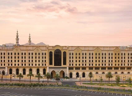 12 Nights 5 Star December Umrah Package